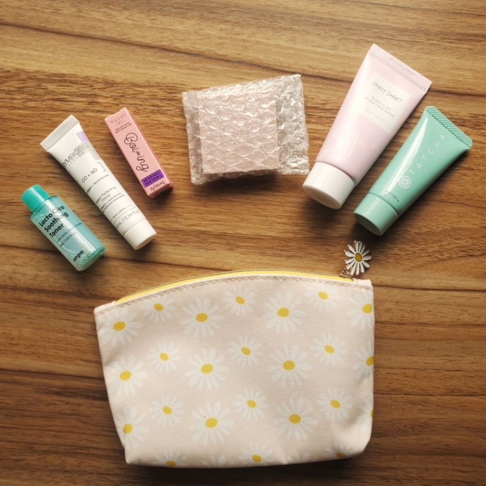 April 2022 Ipsy Bag - FREE with Bundle!!